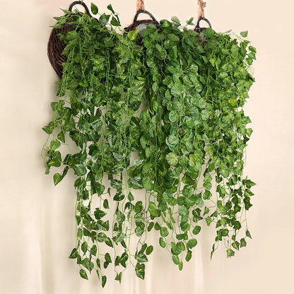 Green Wall Hanging Garden Decor